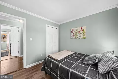 Bedroom - 7710 Suitt Dr, Pasadena, MD 21122 photo 4 of 7