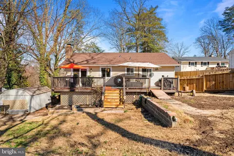 Exterior - 7710 Suitt Dr, Pasadena, MD 21122 photo 3 of 7