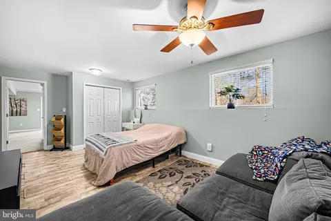Bedroom - 7710 Suitt Dr, Pasadena, MD 21122 photo 6 of 7