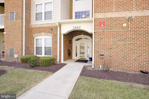 1007 Samantha Ln #404, Odenton, MD 21113