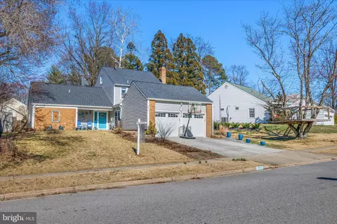 1873 Harcourt Ave, Crofton, MD 21114