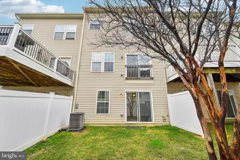 Exterior - 751 Cherry Bark Ln, Baltimore, MD 21225 photo 3 of 7