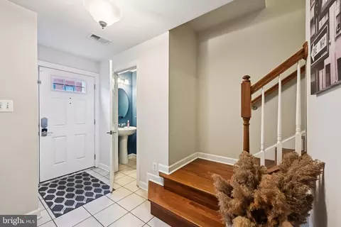 Entry Way - 751 Cherry Bark Ln, Baltimore, MD 21225 photo 1 of 7
