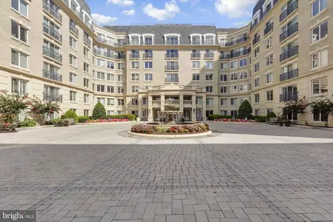 5 Park Pl #107, Annapolis, MD 21401
