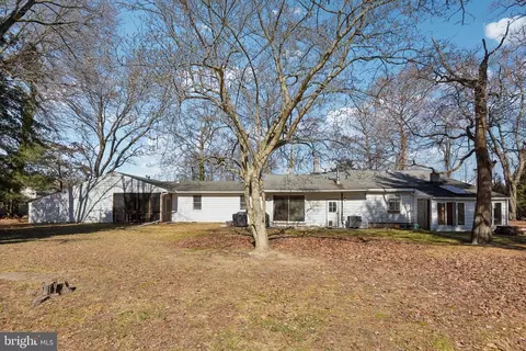 Exterior - 8292 Shilling Rd, Pasadena, MD 21122 photo 3 of 5