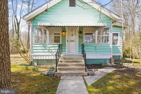 901 Walnut Ave, North Beach, MD 20714
