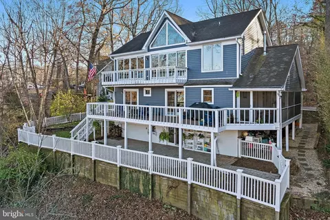 1812 Shore Dr, Annapolis, MD 21401