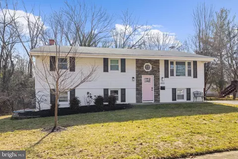 403 Fernwood Dr, Severna Park, MD 21146