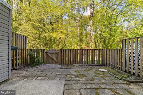 Exterior - 1240 K Gemini Dr, Annapolis, MD 21403 photo 5 of 5