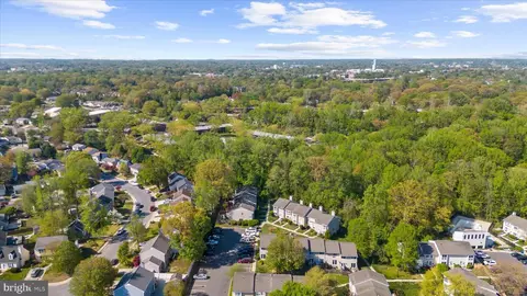 View/Area - 1240 K Gemini Dr, Annapolis, MD 21403 photo 5 of 8