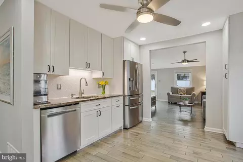 Kitchen - 805 Barrett Ave, Arnold, MD 21012 photo 3 of 3