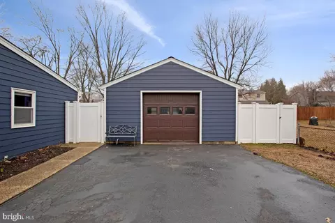 Exterior - 805 Barrett Ave, Arnold, MD 21012 photo 3 of 7