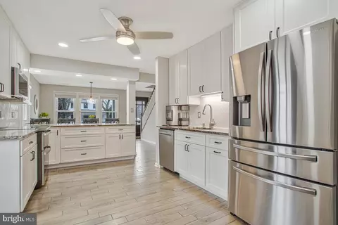 Kitchen - 805 Barrett Ave, Arnold, MD 21012 photo 2 of 3