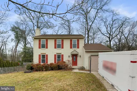 8201 Wapati Ct, Pasadena, MD 21122