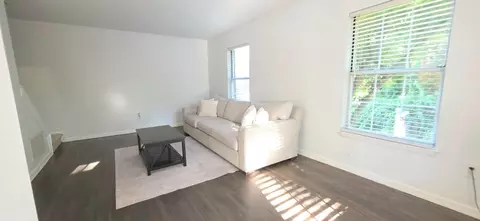 Living - 8700 Scorton Harbour, Pasadena, MD 21122 photo 4 of 6