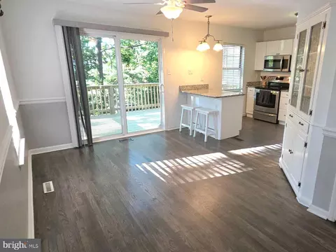 Living - 8700 Scorton Harbour, Pasadena, MD 21122 photo 2 of 6