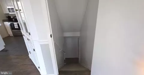 Entry Way - 8700 Scorton Harbour, Pasadena, MD 21122 photo 2 of 2