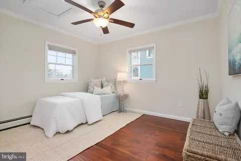 Bedroom - 306 Riverside Dr, Pasadena, MD 21122 photo 9 of 10