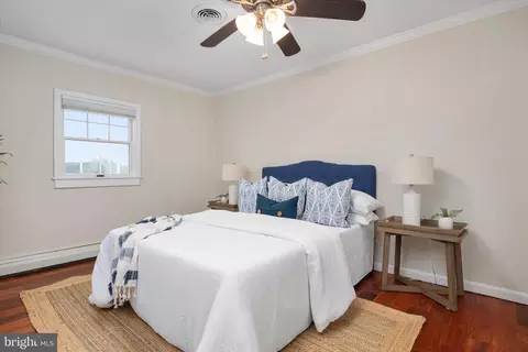 Bedroom - 306 Riverside Dr, Pasadena, MD 21122 photo 7 of 10