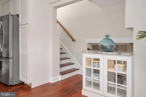 Entry Way - 306 Riverside Dr, Pasadena, MD 21122 photo 1 of 2