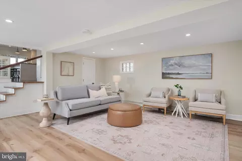 Living - 306 Riverside Dr, Pasadena, MD 21122 photo 2 of 3