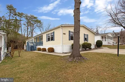 8051 Fair Breeze Dr, Severn, MD 21144