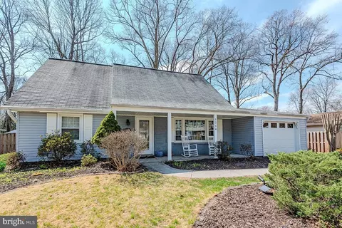 1714 Sturbridge Pl, Crofton, MD 21114