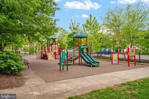 8339 Daydream Cres, Pasadena, MD 21122 photo 44