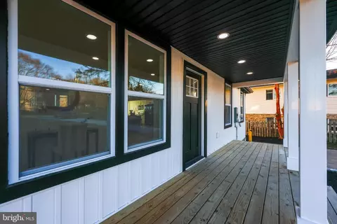 Exterior - 42 Johnson Rd, Pasadena, MD 21122 photo 5 of 9