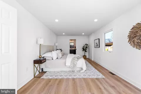 Bedroom - 42 Johnson Rd, Pasadena, MD 21122 photo 1 of 2