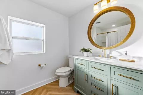 Bath - 42 Johnson Rd, Pasadena, MD 21122 photo 3 of 4
