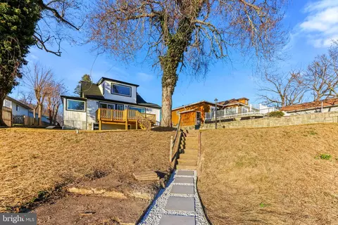 Exterior - 42 Johnson Rd, Pasadena, MD 21122 photo 6 of 9