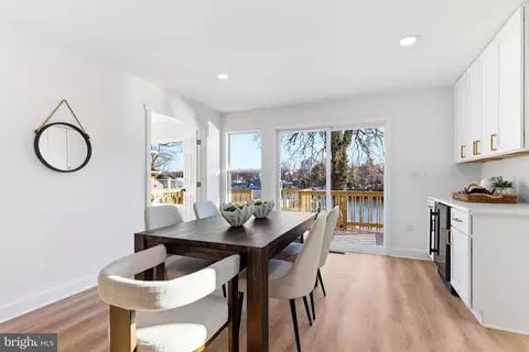 Dining - 42 Johnson Rd, Pasadena, MD 21122 photo 2 of 3