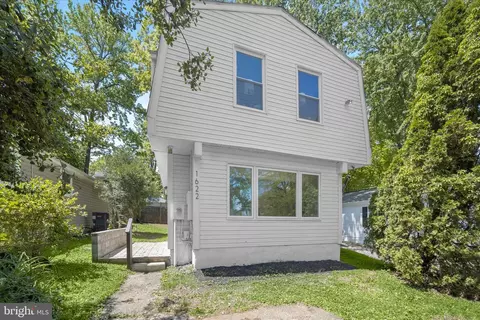 1622 Chesapeake Dr, Edgewater, MD 21037
