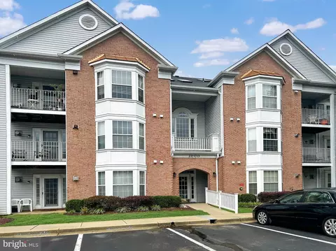 2002 Phillips Ter #6, Annapolis, MD 21401