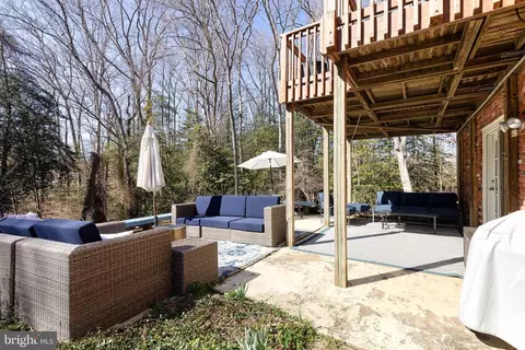 Exterior - 232 Cardamon Dr, Edgewater, MD 21037 photo 6 of 10