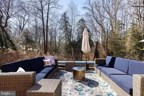 Exterior - 232 Cardamon Dr, Edgewater, MD 21037 photo 5 of 10