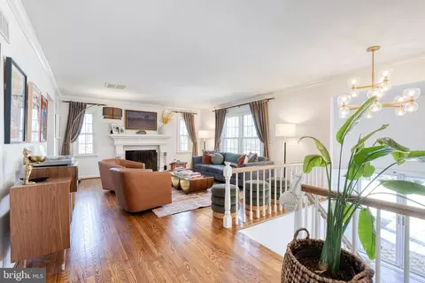 Living - 232 Cardamon Dr, Edgewater, MD 21037 photo 3 of 8