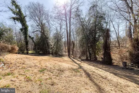 Exterior - 232 Cardamon Dr, Edgewater, MD 21037 photo 8 of 10