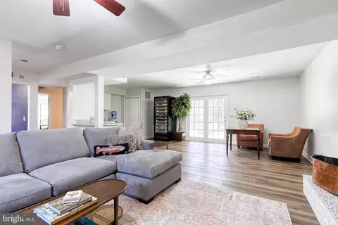 Living - 232 Cardamon Dr, Edgewater, MD 21037 photo 7 of 8
