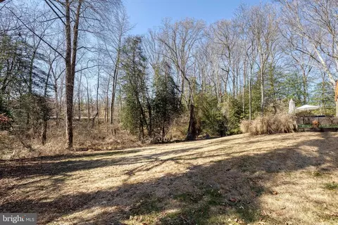 Exterior - 232 Cardamon Dr, Edgewater, MD 21037 photo 9 of 10