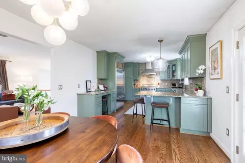 Kitchen - 232 Cardamon Dr, Edgewater, MD 21037 photo 2 of 5