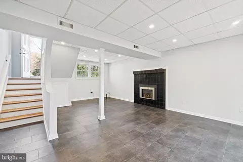 Living - 613 A St, Pasadena, MD 21122 photo 3 of 6