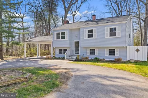 Exterior - 613 A St, Pasadena, MD 21122 photo 1 of 5