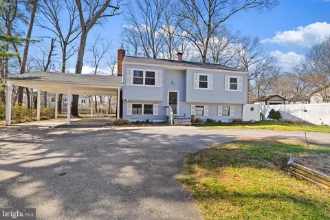 613 A St, Pasadena, MD 21122