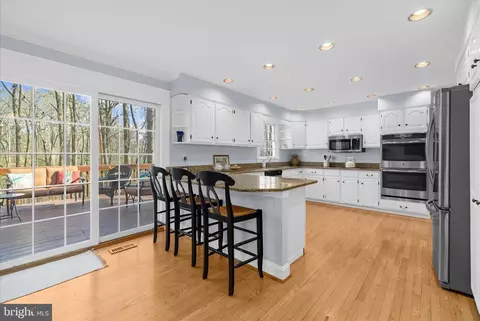 Kitchen - 962 Coachway, Annapolis, MD 21401 photo 5 of 5