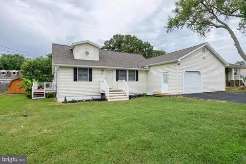 Other - 7806 Appletree Rd, Pasadena, MD 21122 photo 1 of 14
