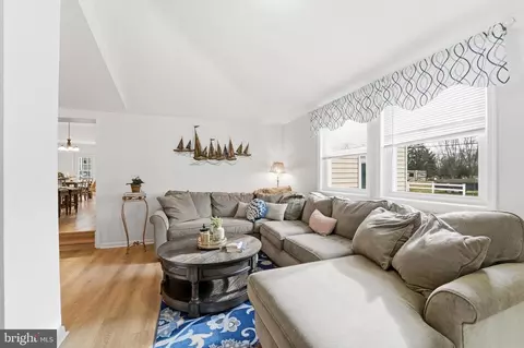 Living - 7806 Appletree Rd, Pasadena, MD 21122 photo 1 of 1