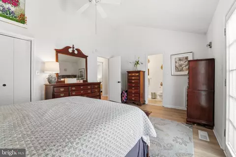 Bedroom - 7806 Appletree Rd, Pasadena, MD 21122 photo 4 of 7