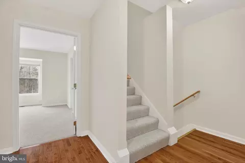 Entry Way - 278 Brock Bridge Rd, Laurel, MD 20724 photo 3 of 3